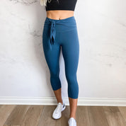 High Tied Capri Leggings