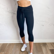 High Tied Capri Leggings