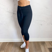 High Tied Capri Leggings