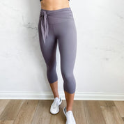 High Tied Capri Leggings