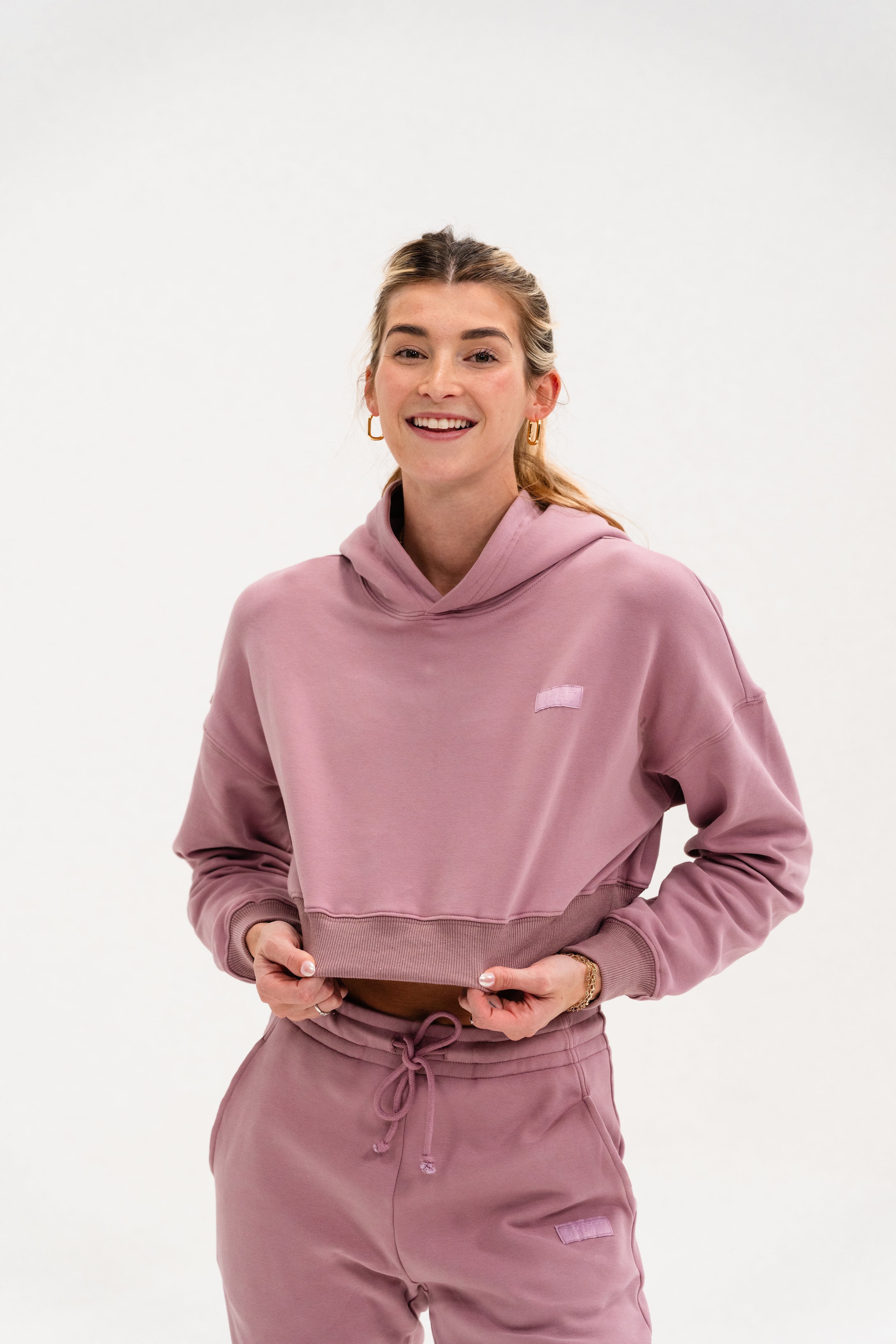 Sweatshirts & Wraps – J80FIT