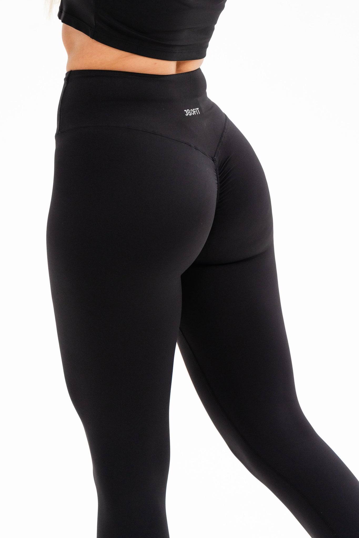 Wolven Leggings Review 2021: 'Next Best Thing To Being Naked
