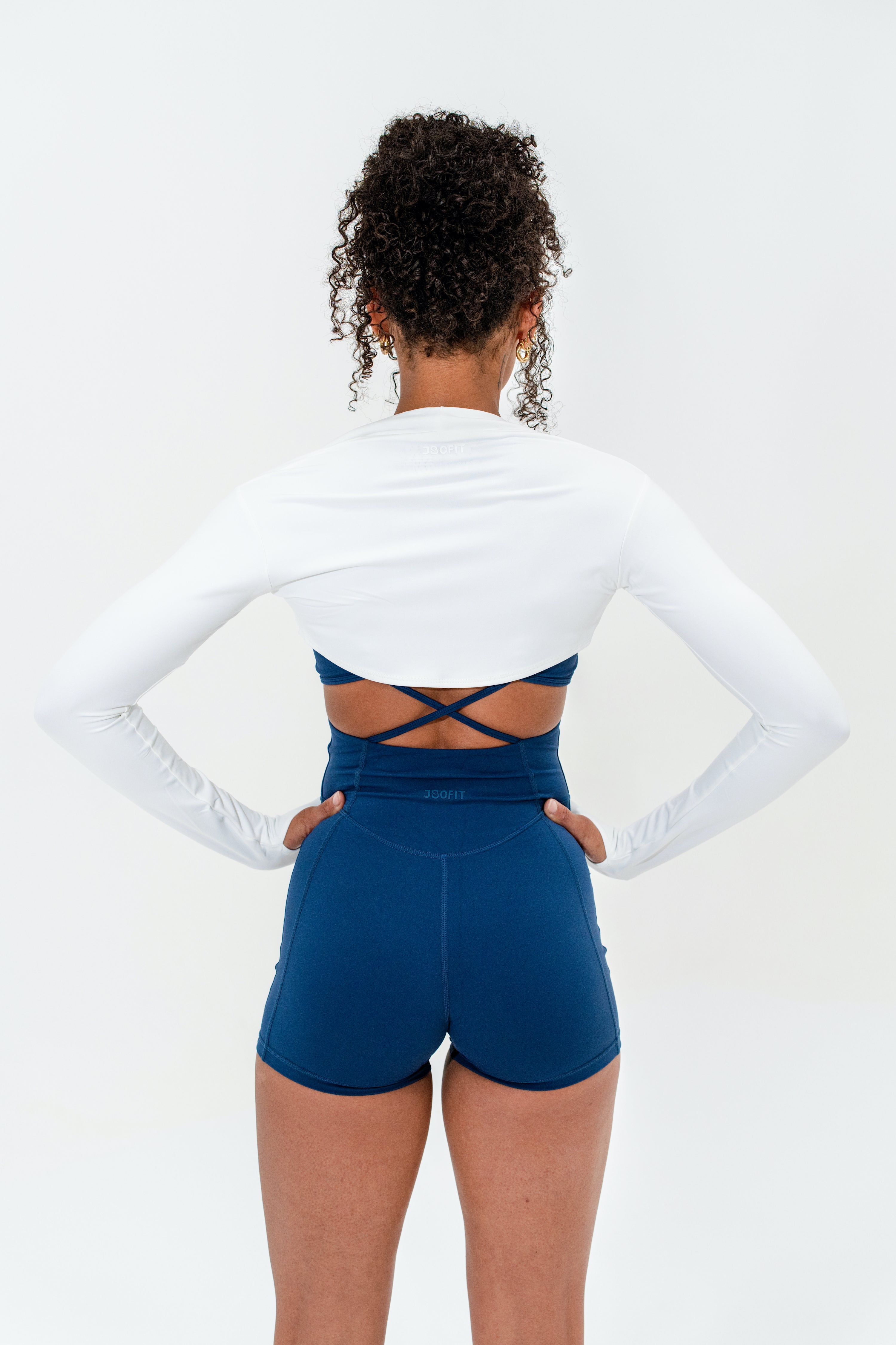 J80 Dream Shrug