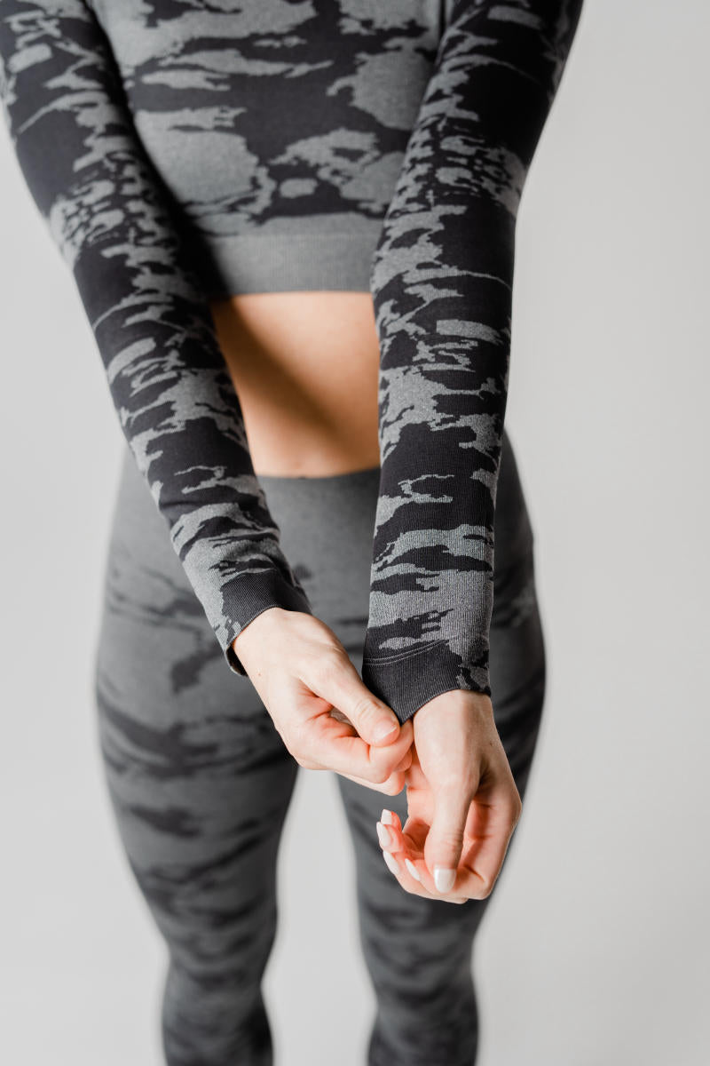 Seamless Cropped Sweater